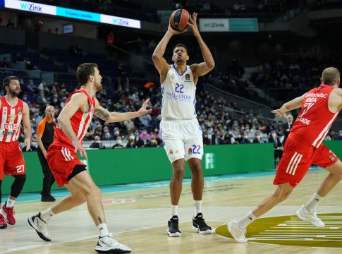 Ο «κυριαρχικός» Ταβάρες απέναντι στον Ερυθρό Αστέρα (vids)