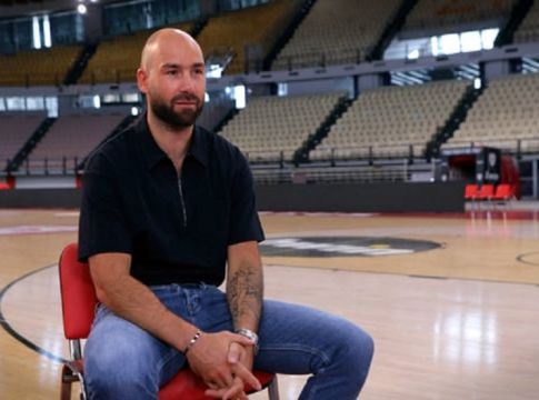 Ο Σπανούλης φοράει το κοστούμι του προπονητή
