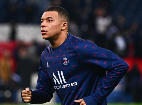 Εμπαπέ για Ρεάλ: «Η απόφαση μου για το μέλλον δεν έχει ληφθεί»