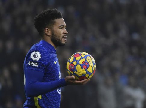 Θέλει τον Τζέιμς η Ρεάλ και… θυσιάζει τον Αζάρ