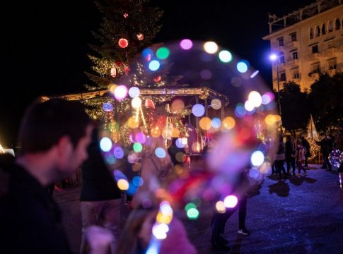 Κορωνοϊός – Πού εντοπίζονται τα 3.225 κρούσματα – Δείτε αναλυτικά τον χάρτη της διασποράς