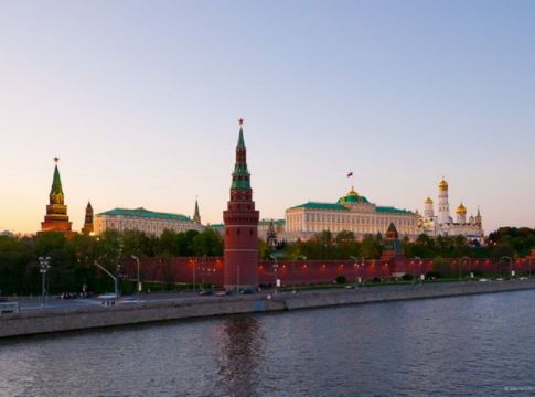 Κυρώσεις: Περιττή και ανόητη η κατάσχεση αποθεμάτων της Ρωσίας – Πέντε λόγοι για να αρνηθούμε