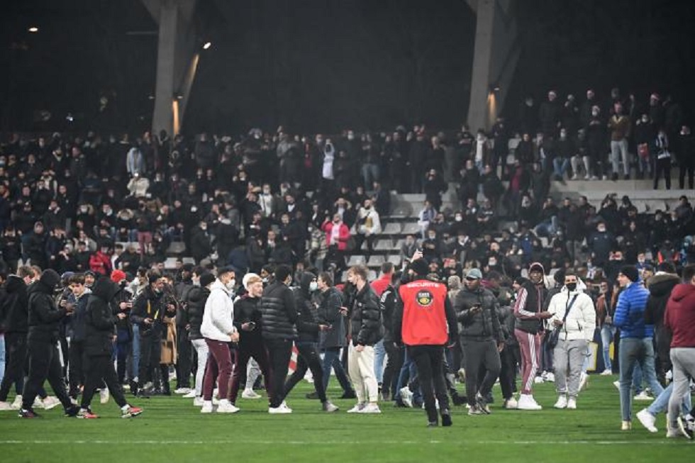 Κύπελλο Γαλλίας – Αποβλήθηκαν Λιόν και Paris FC λόγω των επεισοδίων (vid)
