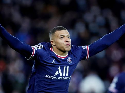 Ο Εμπαπέ ξεπέρασε τον Μέσι (vids)