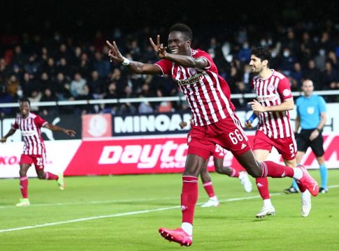 Σισέ ξανά και 2-1 ο Ολυμπιακός κόντρα στον ΟΦΗ (vid)
