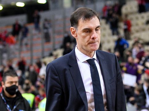 Μπαρτζώκας – «Έχουμε ταλέντο στην επίθεση, αλλά πρέπει να είμαστε συνεπείς και στην άμυνα»
