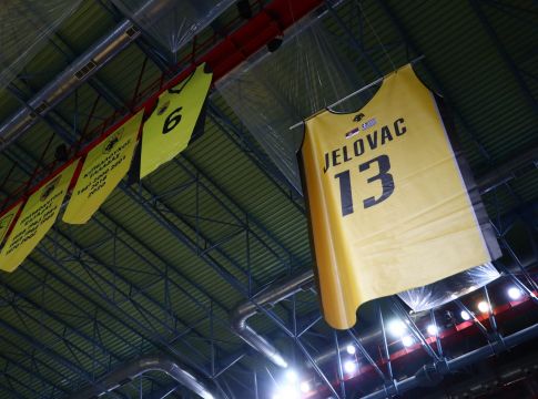 ΑΕΚ – «Δάκρυσε» ο αετός για τον Γέλοβατς (pics+vids)