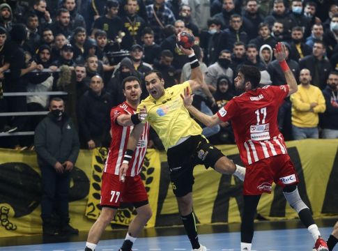 LIVE – ΑΕΚ – Ολυμπιακός 26-26 (Τελικό)