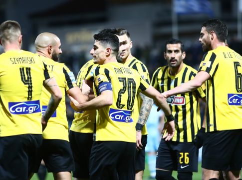 Ιωνικός – ΑΕΚ 0-1 : Ξανά στο -8 η ΑΕΚ