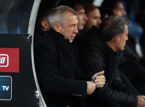 Νιόπλιας – «Δίκαιη νίκη»