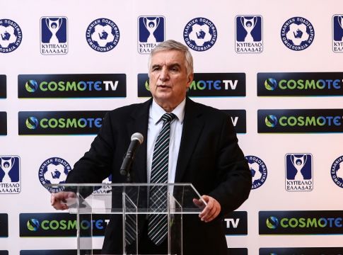 Δημητρίου – «Τέσσερις Έλληνες στην ενδεκάδα, μέχρι 15/2 προπονητής στην Εθνική»