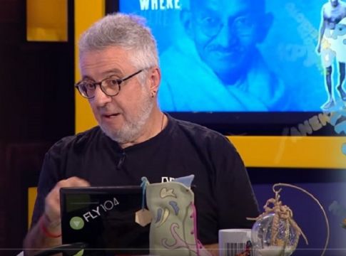 «Ζούμε σε άρρωστη κοινωνία» – Σάλος στο twitter με τον Στάθη Παναγιωτόπουλο