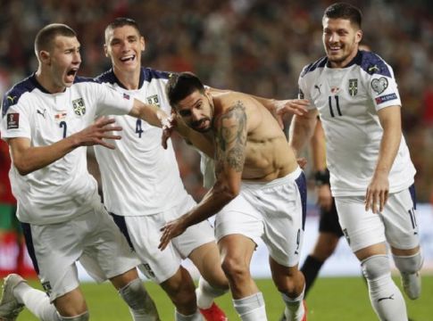 Εθνική Σερβίας – Η επιστροφή της μεγάλης των «Πλάβι σχολή» (vids)