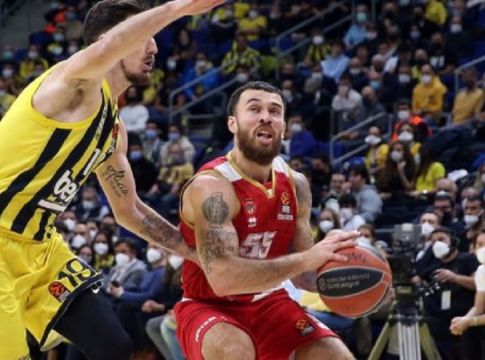 Πρόβλημα στην Μονακό με Τζέιμς