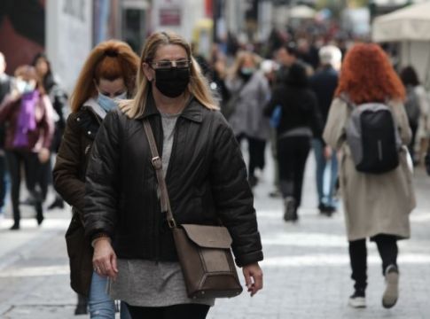 Πότε αναμένεται μείωση στο αριθμό των κρουσμάτων – Τι εκτιμά καθηγητής του Πολυτεχνείου Κρήτης