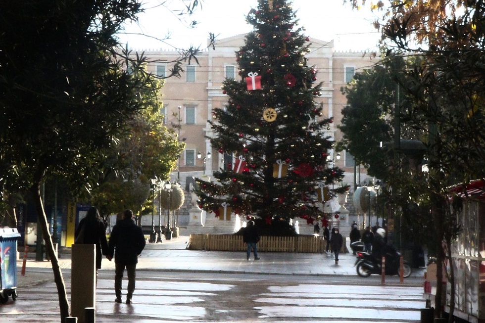 «Μαύρα» Χριστούγεννα με 3.200 κρούσματα στην Αττική – Πάνω από 1.000 στο κέντρο της Αθήνας