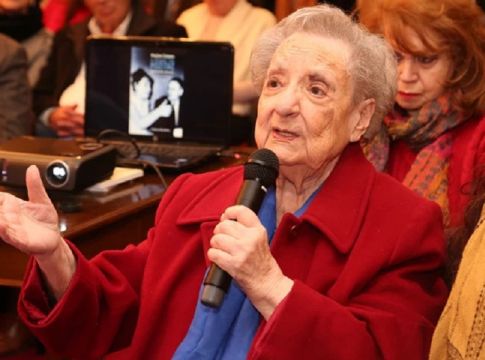 Πέθανε η Ροζίτα Σώκου – Νοσηλευόταν με κορωνοϊό