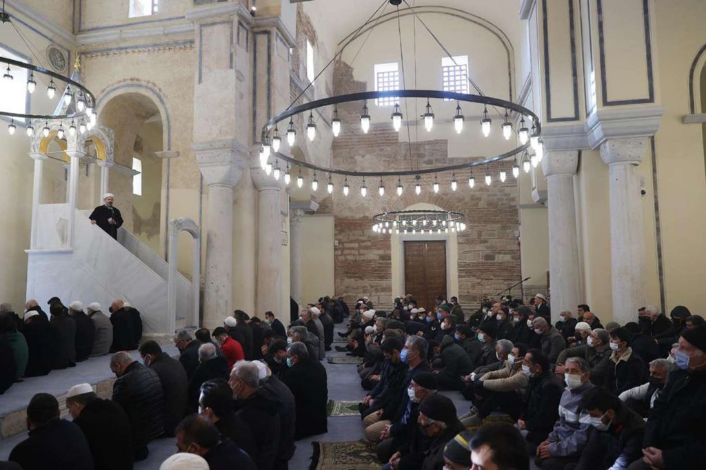 Προκαλεί η Τουρκία – Παραμονή Χριστουγέννων άνοιξαν ως Τζαμί της Κατάκτησης την Αγία Σοφία του Αίνου