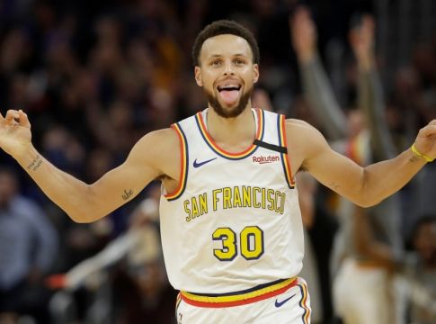 Ο Στεφ Κάρι θέλει μόλις δύο τρίποντα, για να γίνει ο απόλυτος «μπόμπερ» του NBA (vids)