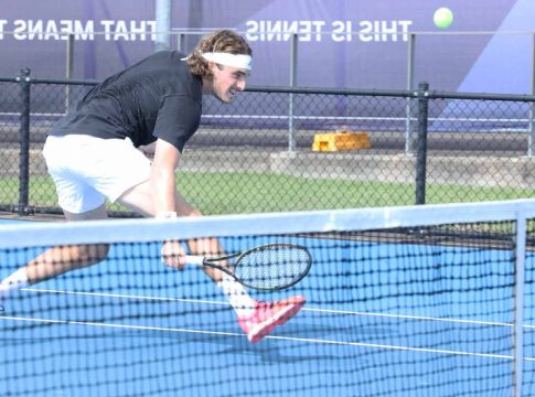 Πρώτη προπόνηση στο Σίδνεϊ για τον Τσιτσιπά (pic)