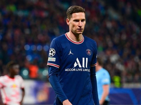 Πωλητήριο στον Ντράξλερ από την Παρί Σεν Ζερμέν