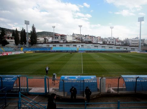 Τοποθετήθηκε νέος χλοοτάπητας στο ΔΑΚ Λαμίας