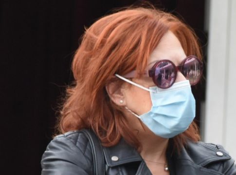 «Περπατώντας στο δρόμο, ακούω μία κυρία να…» – Σοκάρει η Ελένη Ράντου με το περιστατικό που έζησε