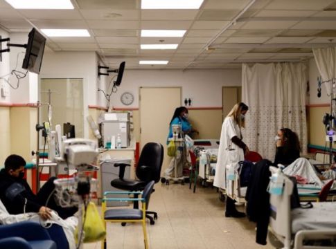 Όμικρον – Το Ισραήλ παρήγγειλε 100.000 χάπια Paxlovid της Pfizer