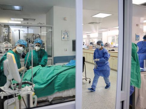 Απίστευτο: Είχε συμπτώματα κορωνοϊού για 505 μέρες