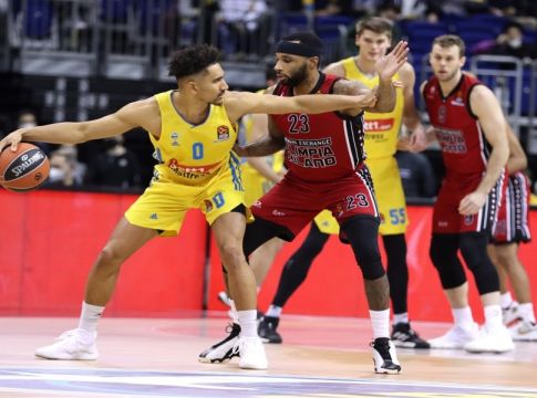 Άλμπα Βερολίνου – Αρμάνι Μιλάνο 81-76