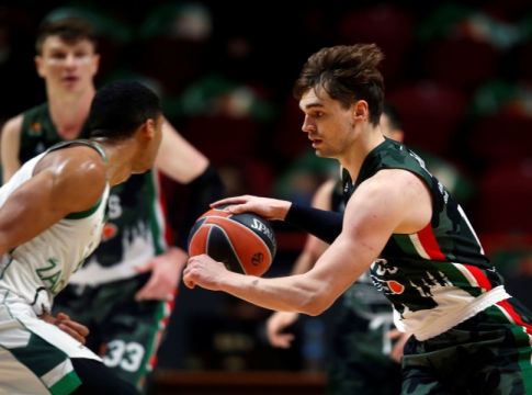 Ούνικς Καζάν – Ζάλγκιρις 66-53