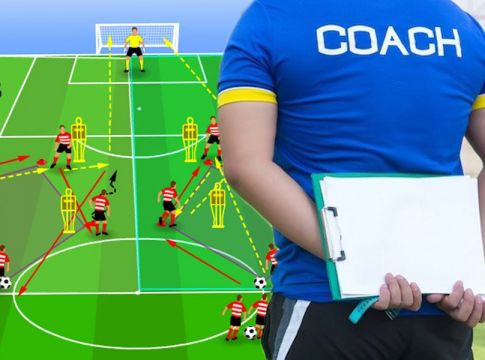 Ποια ομάδα Super League θέλει να διώξει τον προπονητή της και δεν μπορεί;