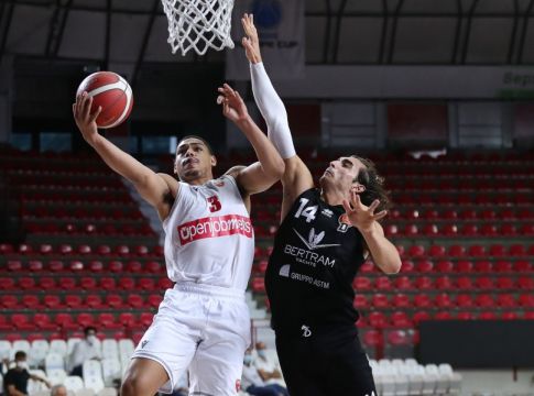 Αρμάνι Μιλάνο – Κοντά σε συμφωνία με την Βαρέζε για Κελ (vid)