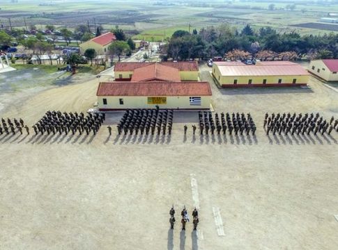 Τσαβούσογλου – Η Ελλάδα δεν έχει δικαίωμα κυριαρχίας σε νησιά Αιγαίου που στρατικοποιεί