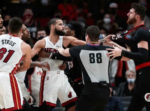 «Άναψαν τα αίματα» μεταξύ Χιτ και Μπλέιζερς – Αποβολές σε Χίρο και Νούρκιτς (vid)