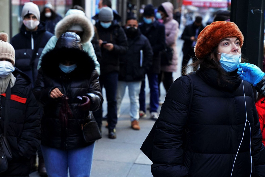 Δραματική προειδοποίηση ΠΟΥ – Η Όμικρον θα μολύνει τους μισούς Ευρωπαίους σε δύο μήνες