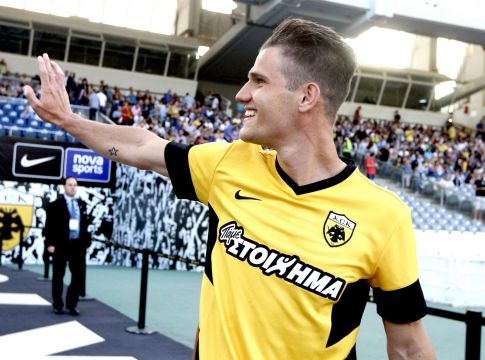 ΑΕΚ: «Βλέπει» και Ζουκουλίνι