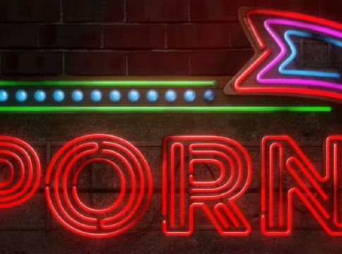 Η πρώτη καταδίκη για revenge porn στην Ελλάδα μετά τον σκάνδαλο με τον Παναγιωτόπουλο