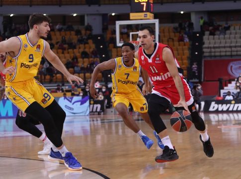 Ολυμπιακός με χάντικαπ και γκολ στο Λονδίνο!