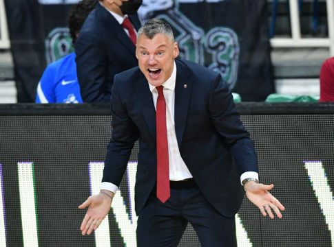 Παίζεις με την Μπαρτσελόνα; Φλερτάρεις με τεχνική ποινή