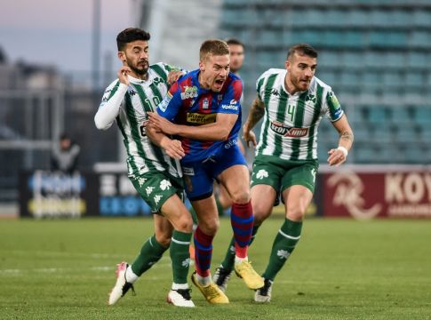 Τραγικό γύρισμα από τον Κώτσιρα, 1-0 ο Βόλος με τον Φαν Βεερτ (vid)