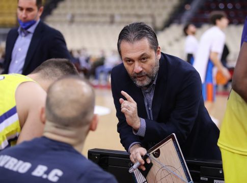 Σερέλης – «Η σειρά κρίθηκε στην άμυνα»