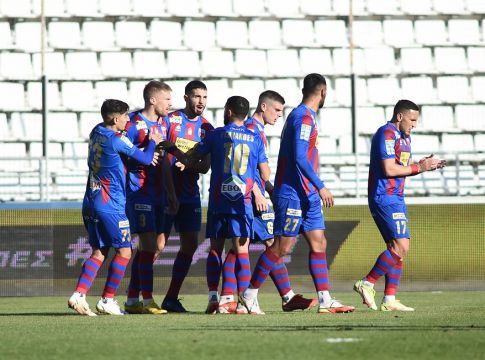 Συνεχίζει το… βιόλι του ο Φαν Βέερτ – Σκόραρε και κόντρα στον Απόλλωνα Σμύρνης (vid)