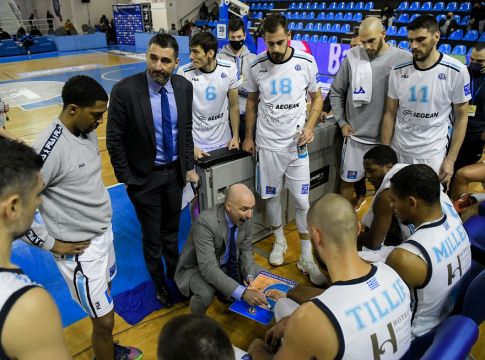 Καντζούρης – «Όταν παίζει με ομάδες τέτοιου επιπέδου δεν μπορείς να κάνεις λάθη»