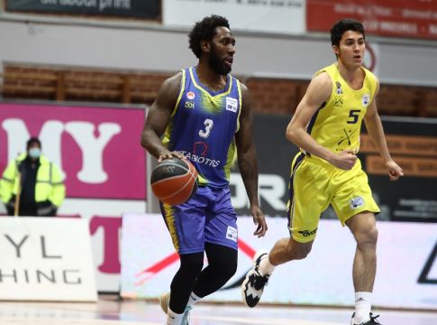 Λαύριο – Περιστέρι 52-75: Διέλυσε το Λαύριο το Περιστέρι