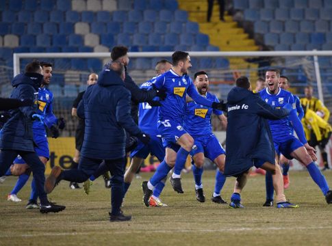 Λαμία – Άρης 1-0 (0-0 κ.α.): Μαμα μια η Λαμία και… κιτρινόμαυρη «αυτοκτονία»