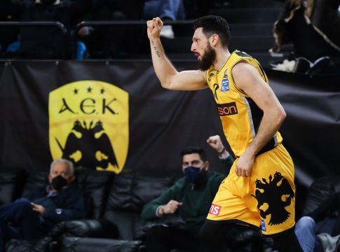 Η συγκλονιστική εμφάνιση του Ράουτινς κόντρα στον Ολυμπιακό (vid)