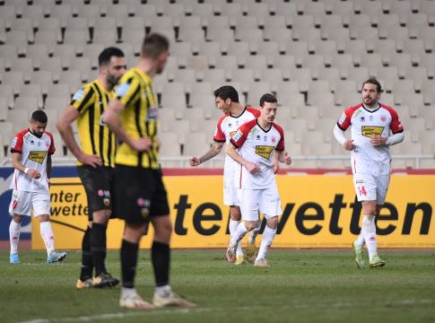 ΑΕΚ – Βόλος 1-2: Μέγας Φαν Βέερτ, νίκησε ΑΕΚ και… μαϊμούδες