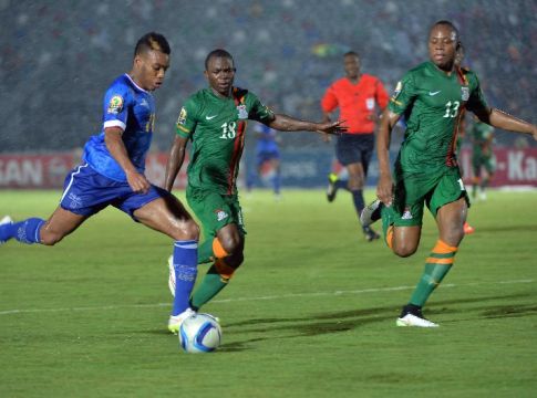 Με ασίστ του Γκάρι Ροντρίγκες, Πράσινο Ακρωτήρι για τους «16»! (1-0, vid)