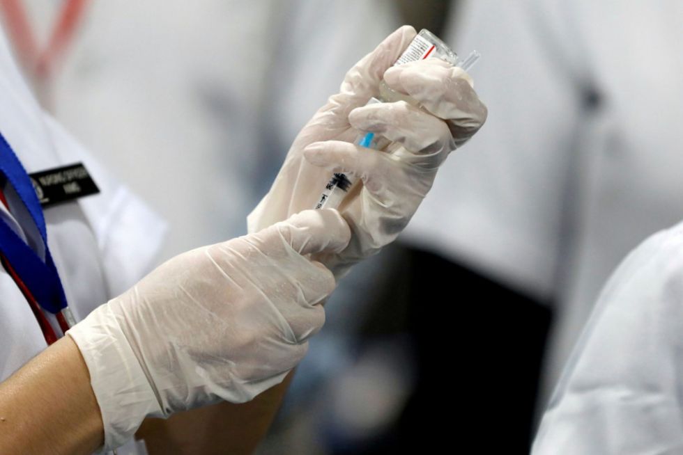 Θα είναι τα νέα εμβόλια η λύση απέναντι στον κορωνοϊό; – Τα πέντε κρίσιμα ερωτήματα